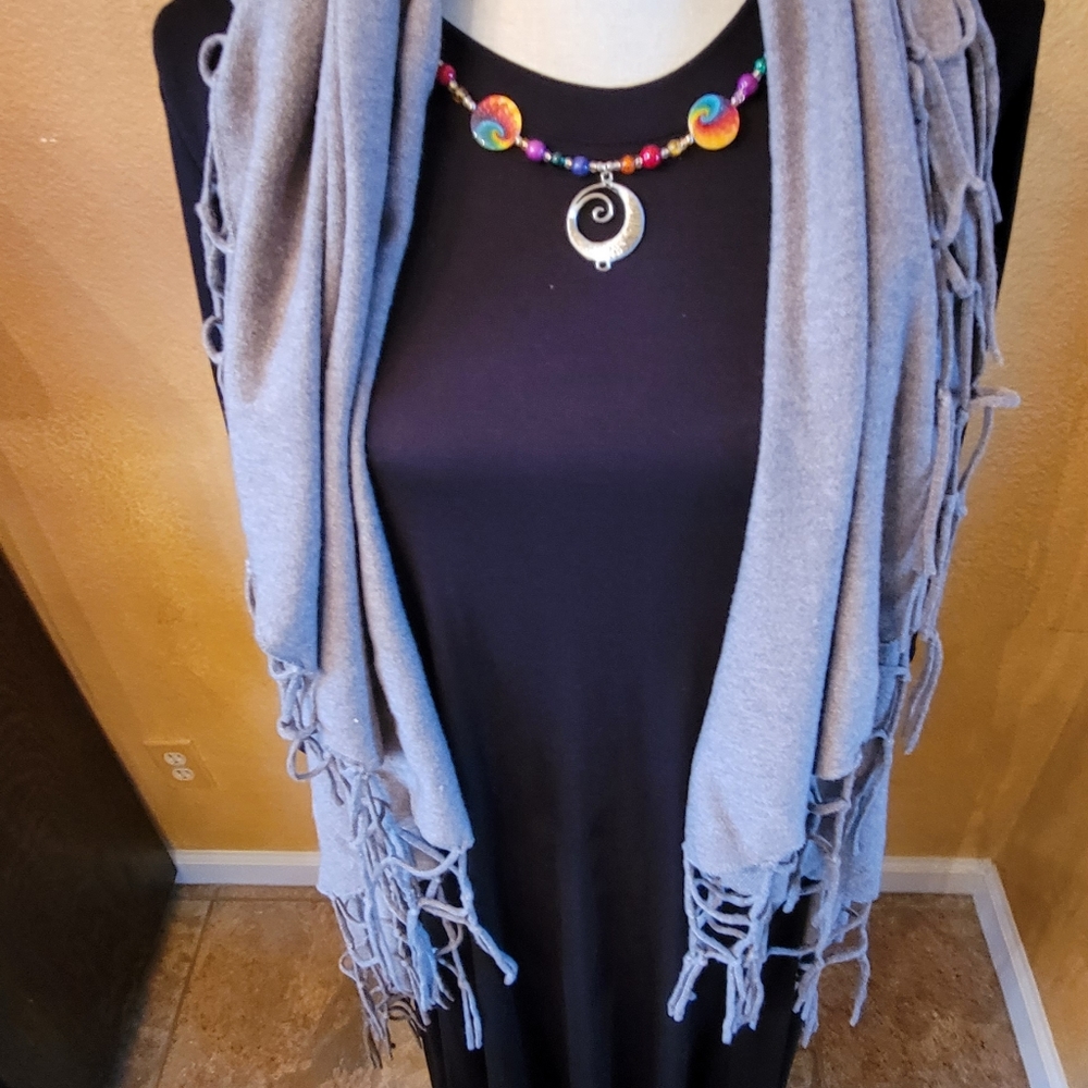 Knotted Shawl One Size - image 3